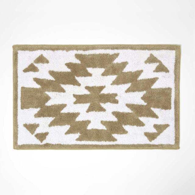 Homescapes Natural and White Bath Mat Cotton Aztec Design - 50 x 80 cm White