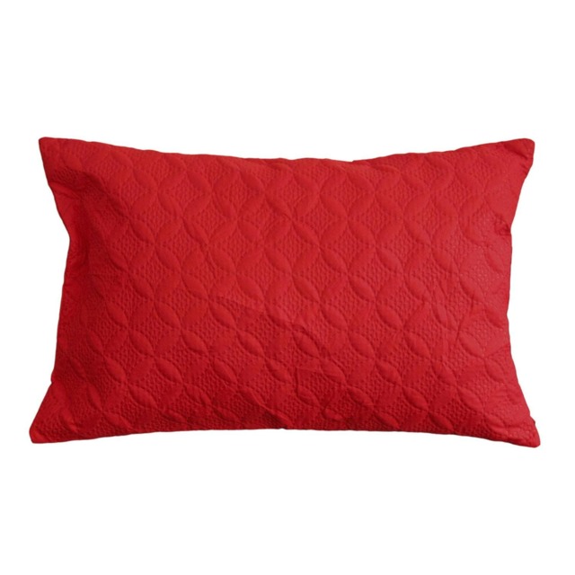 Homescapes Ultrasonic Red Quilted Embossed Cushion Cover - 50 x 75 cm Red Red 50 x 75 cm