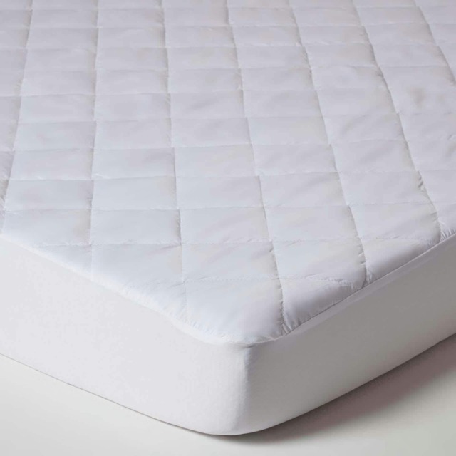 Homescapes Anti Allergy Mattress Protector - Single White Single