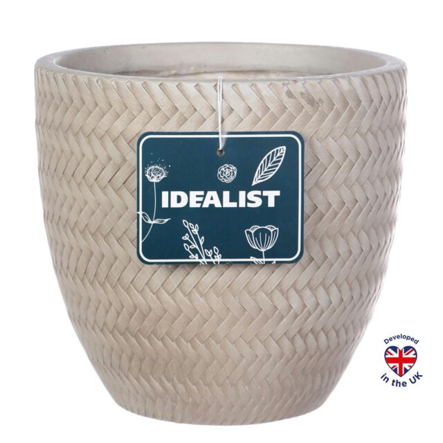 Plaited Style Beige Round Garden Planter, Outdoor Plant Pot D24 H23 cm, 10.4 ltrs Cap.