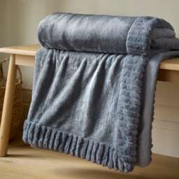 Catherine Lansfield Velvet and Faux Fur Soft Touch Blanket Throw Grey Charcoal Grey