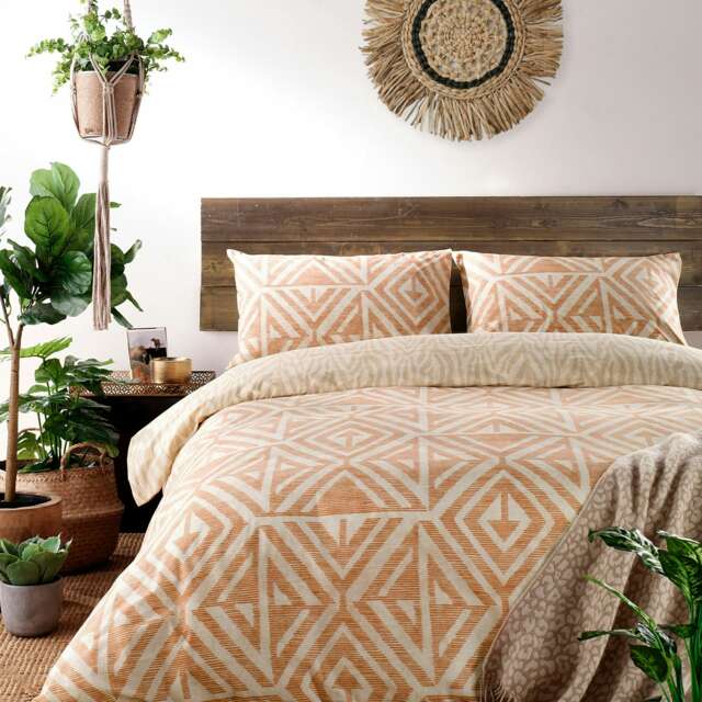 furn. Tanza Global Geometric Super King Duvet Cover Set