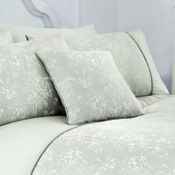 D & D Jasmine Filled Cushion Green