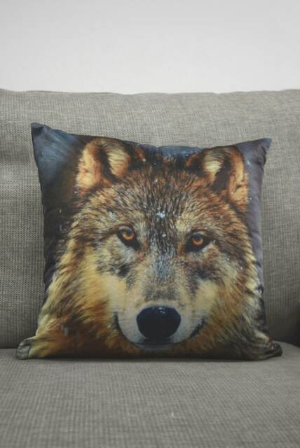 Twilight Wolf Cushion Cover with Cusion Pads (43x43 cm) Multi Multi 43 x 43 cm 1