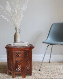 Antique Effect Round Carved Wooden Bedside Lamp Table Side End Coffee Table Medium 38 x 38 x 38 cm