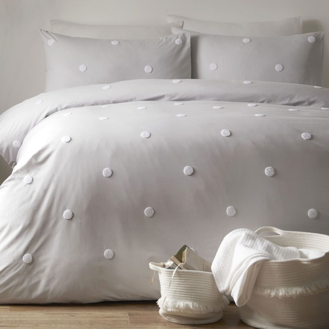 Appletree Dot Garden Duvet Cover Set Silver with White Dots