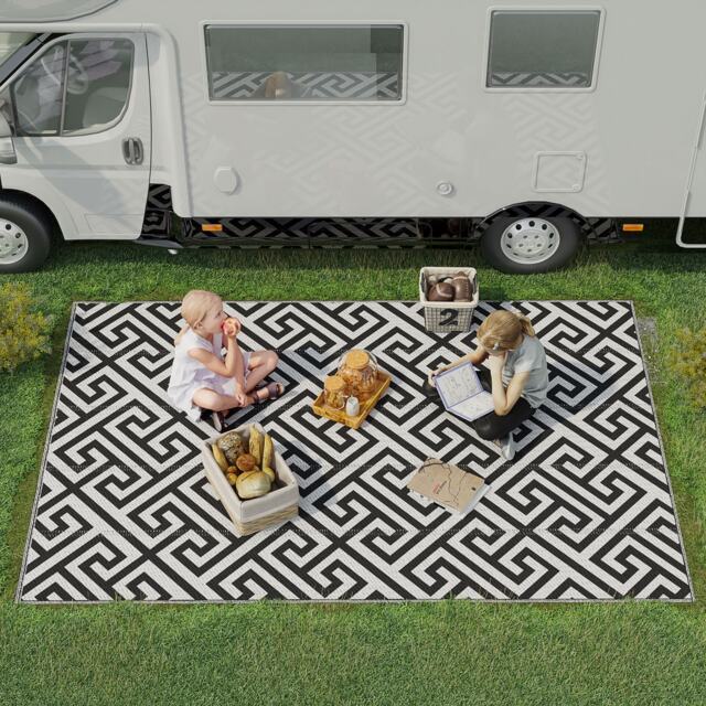 Outsunny 182x274cm Reversible Outdoor Rug Portable Plastic Straw RV Camping Mat Black Black 182cm x 274cm x 0.3cm