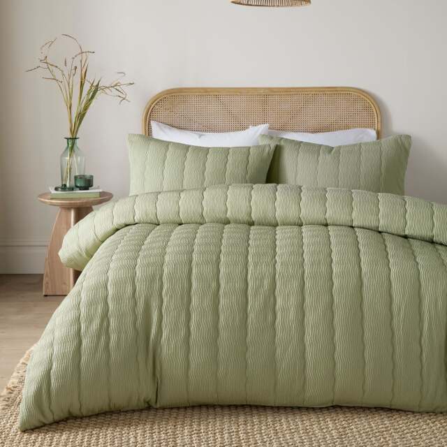 Serene Crinkle Wave Duvet Cover Set Green