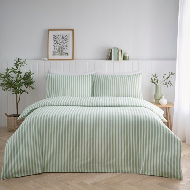 Pencil Stripe Geometric Soft Easy Care Bed Linen Bedding Duvet Cover Set With Pillow Cases Green Sage Double