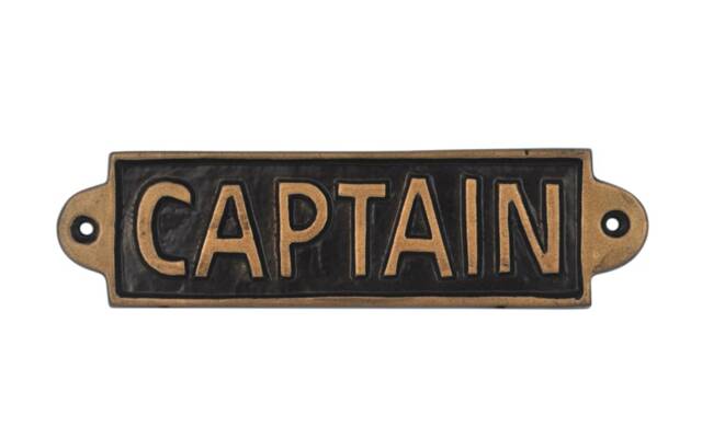 """Captain"" - Wall Sign - Metal - L1 x W15 x H6 cm - Black"