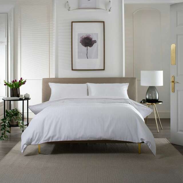 Durrant's Lane 220 Thread Count Sateen Striped White 100% Cotton Duvet Cover Set White Super King