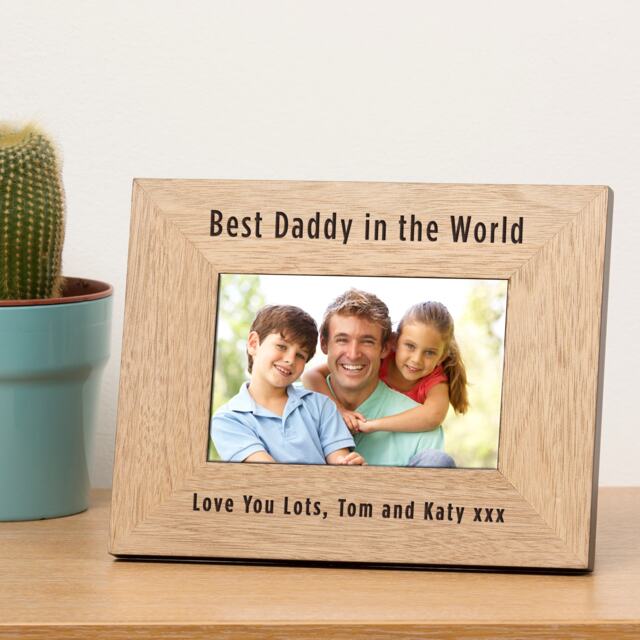 Personalised Best Dad in the World Wood Frame 7x5 Father's Day