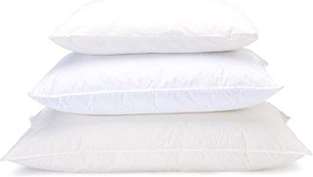 Polyester Cushion Pads Inners 100% Hollowfibre Filling 45x45cm White 1
