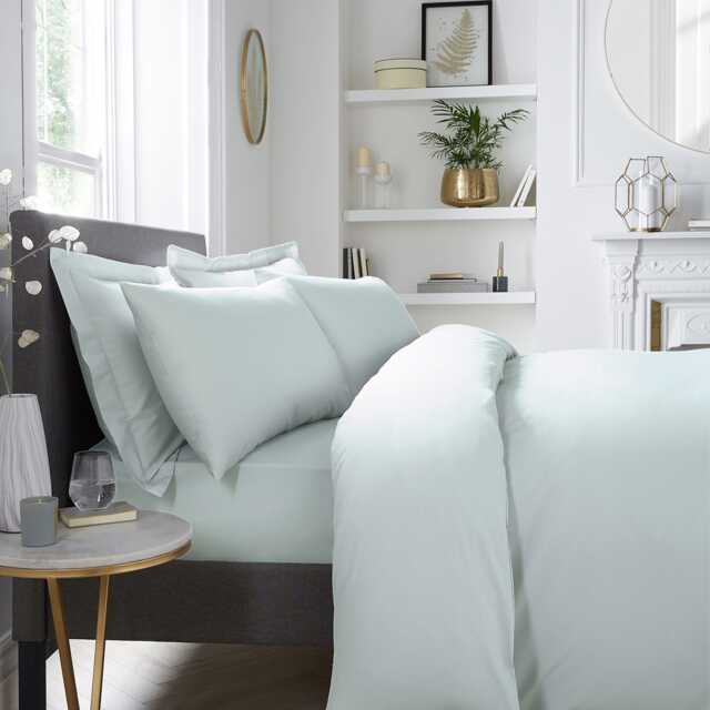 Serene Plain Dyed Fitted Bed Sheet Green