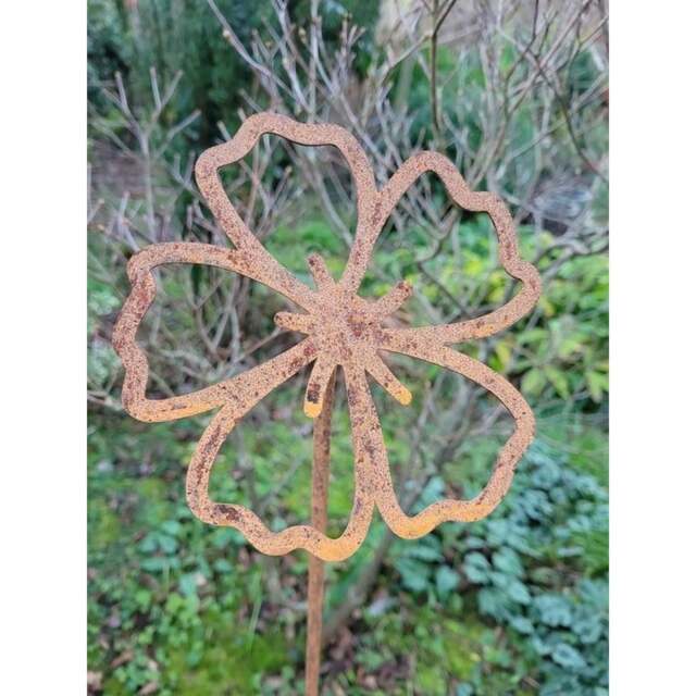 4 Feet Flowering Petal Plant Pin Garden Art (Pack of 3) - Bare Metal/Ready to Rust