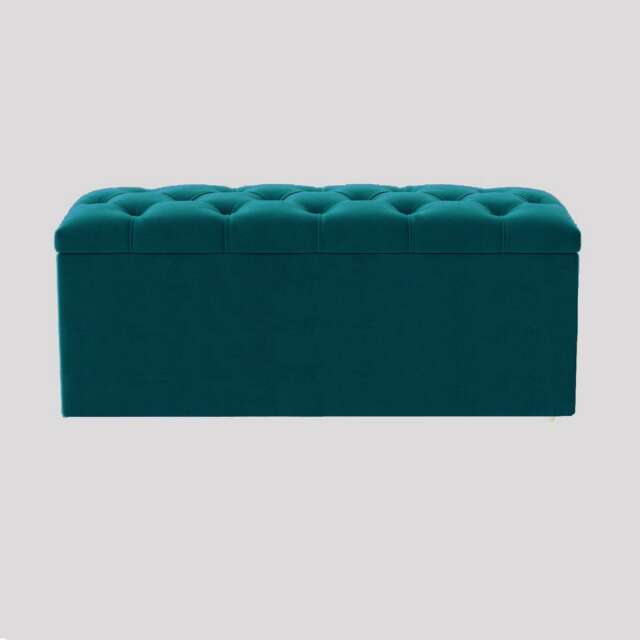 137cm Luna Chesterfield Ottoman Storage Box - Emerald Green Plush Velvet Upholstered Blanket Box