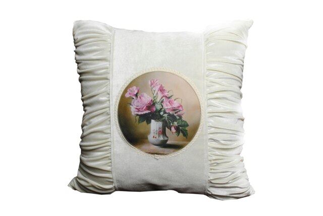 Traditional Floral Art Cushion - 43cm x 43cm Cream Floral
