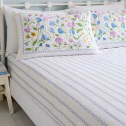 D & D Sweetpea Floral Fitted Bed Sheet Lilac