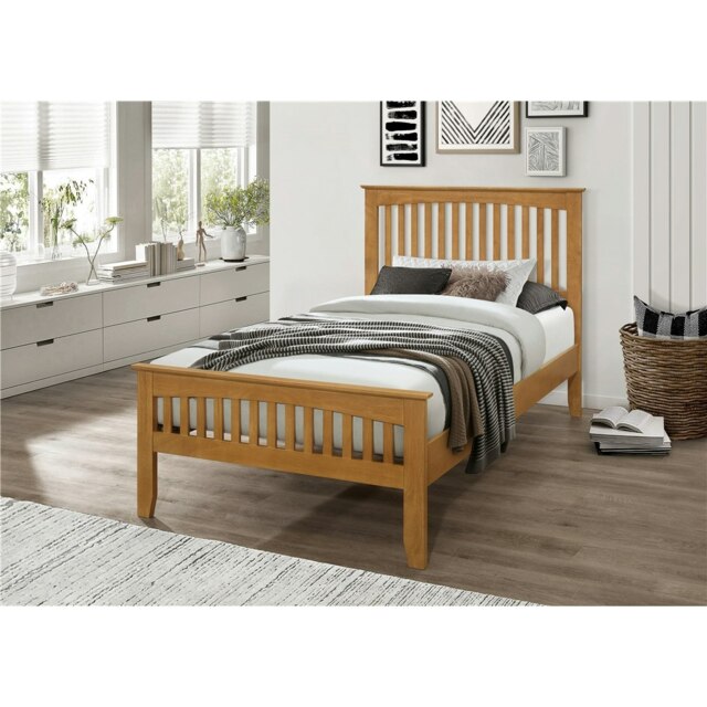 3ft Single Aldershot Oak Shaker Style Wood Bed Frame - (101cm)