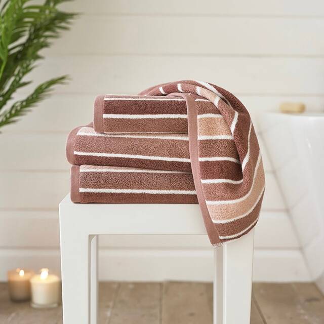 Madison Soft BCI Cotton Towels – 100% Cotton, 550 GSM, Highly Absorbent, Yarn-Dyed Striped Design Pink White Bath towel