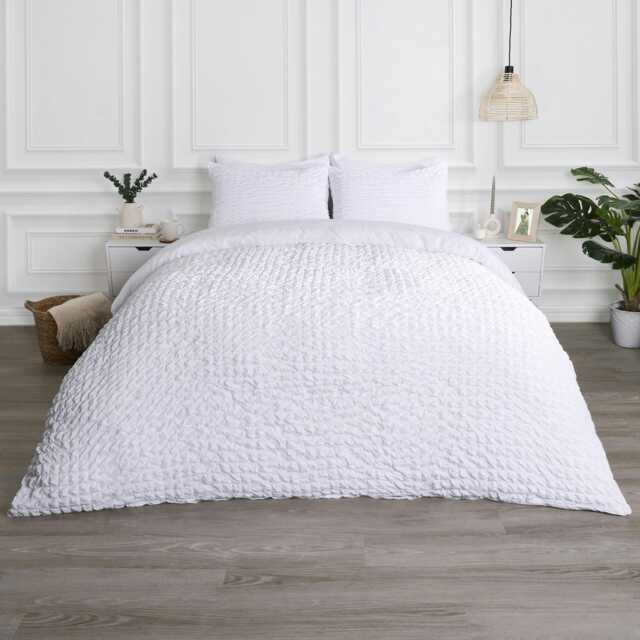 OHS Luxury Geometric Seersucker Duvet Quilt Bedding Set, Double - White
