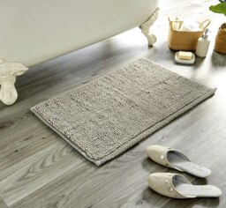 Pebbles Bath Mat Set in Silver Silver Silver