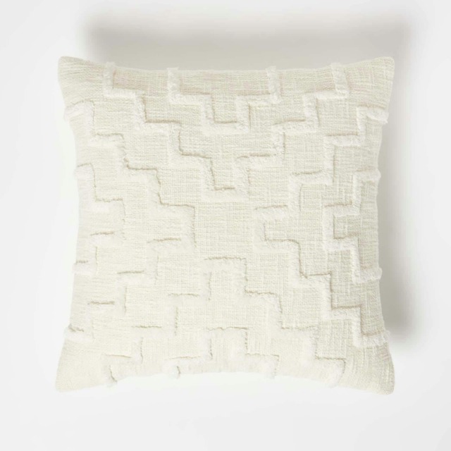 Homescapes Geometric Natural Tufted Cotton Cushion - 45 x 45 cm Cream Natural 1