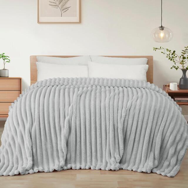Ribbed Jacquard Fleece Blanket Throw 200x240cm - Soft & Cosy Bed Throw