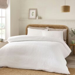 Catherine Lansfield Crinkle Seersucker Duvet Cover Set White White Super King