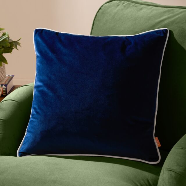 Furn Meridian Velvet Cushion