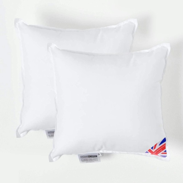 "Homescapes Luxury Super Microfibre Cushion Pad Insert Inner 35 x 35 cm (14 x 14 inches) - Pack of 2 White 35 x 35 cm (14 x 14"")"