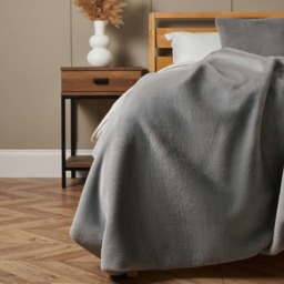 BHS Faux Fur Throw with Velvet Backing, Grey Grey Grey 1