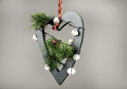 Wooden Hanging Decoration Heart Shape Green 18X1.2X23 CM