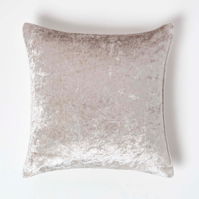 Homescapes Cream Luxury Crushed Velvet Cushion Cover - 45 x 45 cm Cream Cream 45 x 45 cm