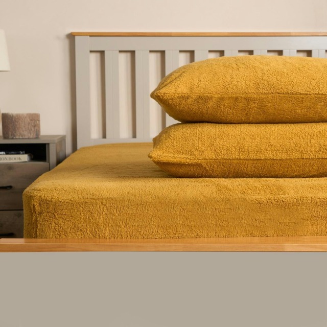 OHS 4 Pack Soft Cosy Teddy Fleece Pillowcases, 50x75cm - Ochre Yellow