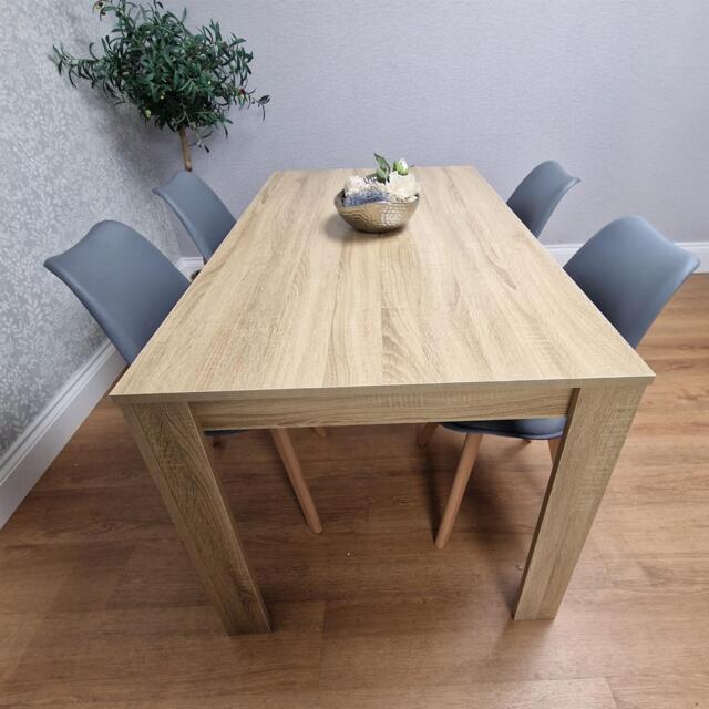 Dining Table Set Oak Effect Table With 4 Grey Plastic Dining Chairs Dining Room furniture Grey One Size 5