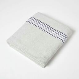 Homescapes Geometric Cotton Bath Sheet - Grey Grey