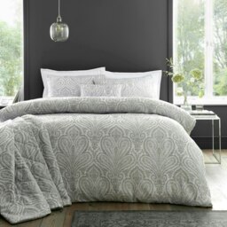 Portfolio Home Montpellier Paisley Jacquard Bedding Duvet Cover Set Silver Super King