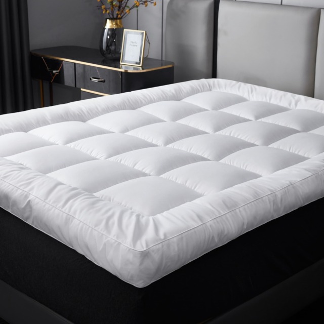 Ezysleep 4 Inch Thick Super Soft Microfibre Mattress Topper Deep Fill Comfort White