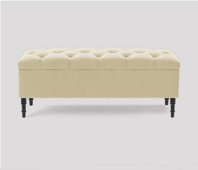 90cm Swiss Chesterfield Ottoman Storage Bench- Plush Velvet Shoe Bench - Cream Upholstery Footstool with Storage