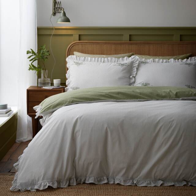 Appletree Frilled Embroidered Bow Stripe Duvet Cover Set Green