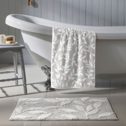 D & D Sandringham Bath Towel Grey