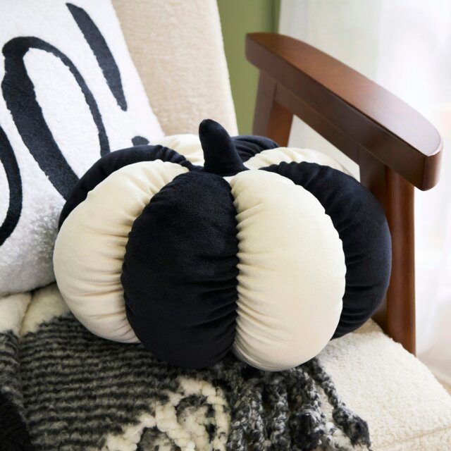 OHS Autumnal Halloween Gonk Pumpkin Ghost Ghoul Boo Matte Velvet Boucle Filled Decor Scatter Bed Chair Sofa Cushions Multi Mono Pumpkin 20 x 20 x 15cm
