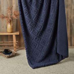 Fusion Geo Fleece Throw Navy