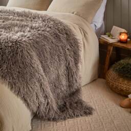 Furn Rowan Faux Fur Throw Brown Mocha 1