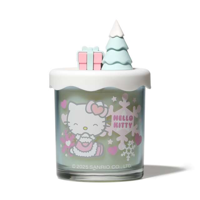Hello Kitty Seasons Winter Frosted Berries Scented Candle 206g