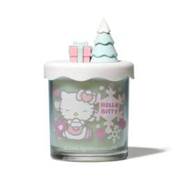 Hello Kitty Seasons Winter Frosted Berries Scented Candle 206g