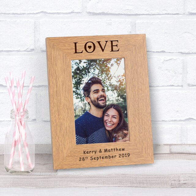 Personalised LOVE Wood Picture Frame 7 x 5 Anniversary Gift for Couple
