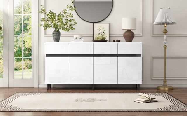 Large Sideboard with 4 Doors/Drawers