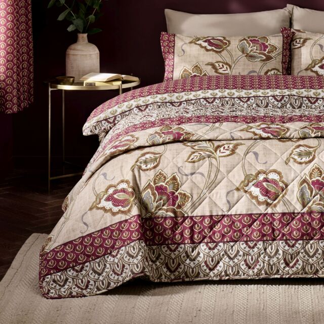 Catherine Lansfield Kashmir Paisley Floral Reversible Quilted Bedspread Cream Natural One Size